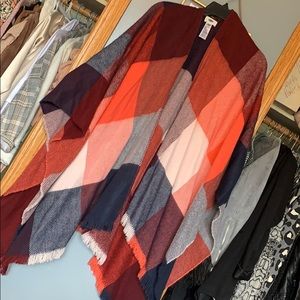 Big check poncho